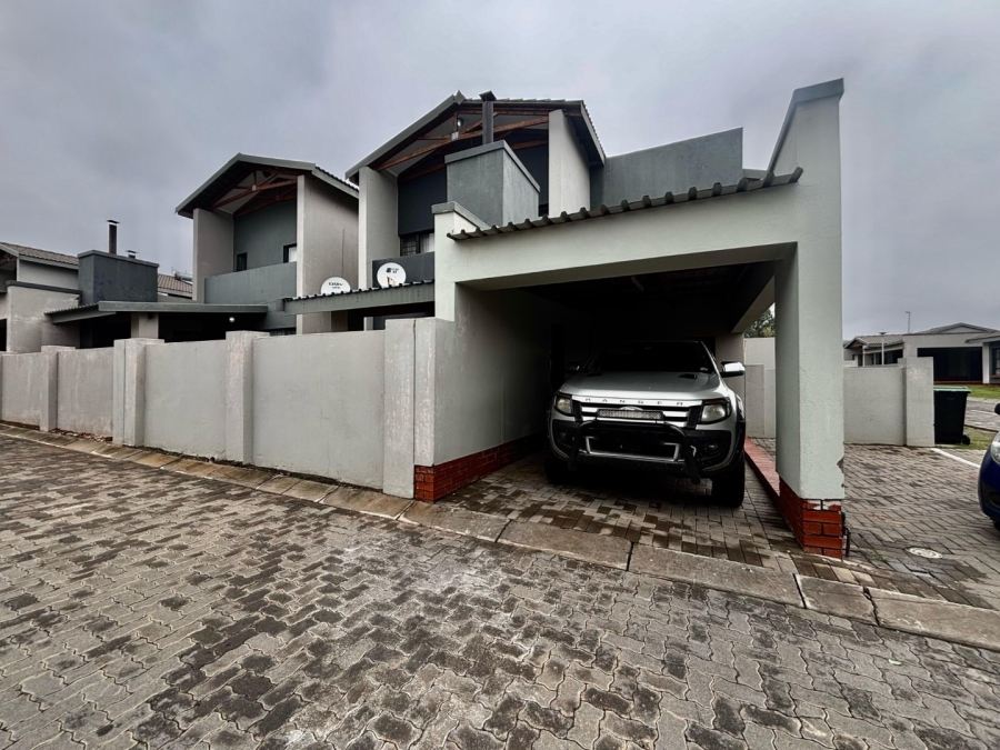 To Let 3 Bedroom Property for Rent in Waterkloof A H North West